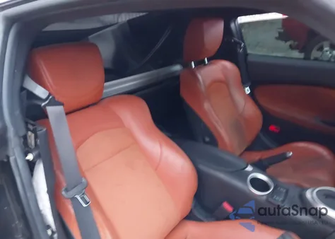 2011 Nissan 370Z Touring z USA, uszkodzony, nr VIN JN1AZ4EH2BM553652